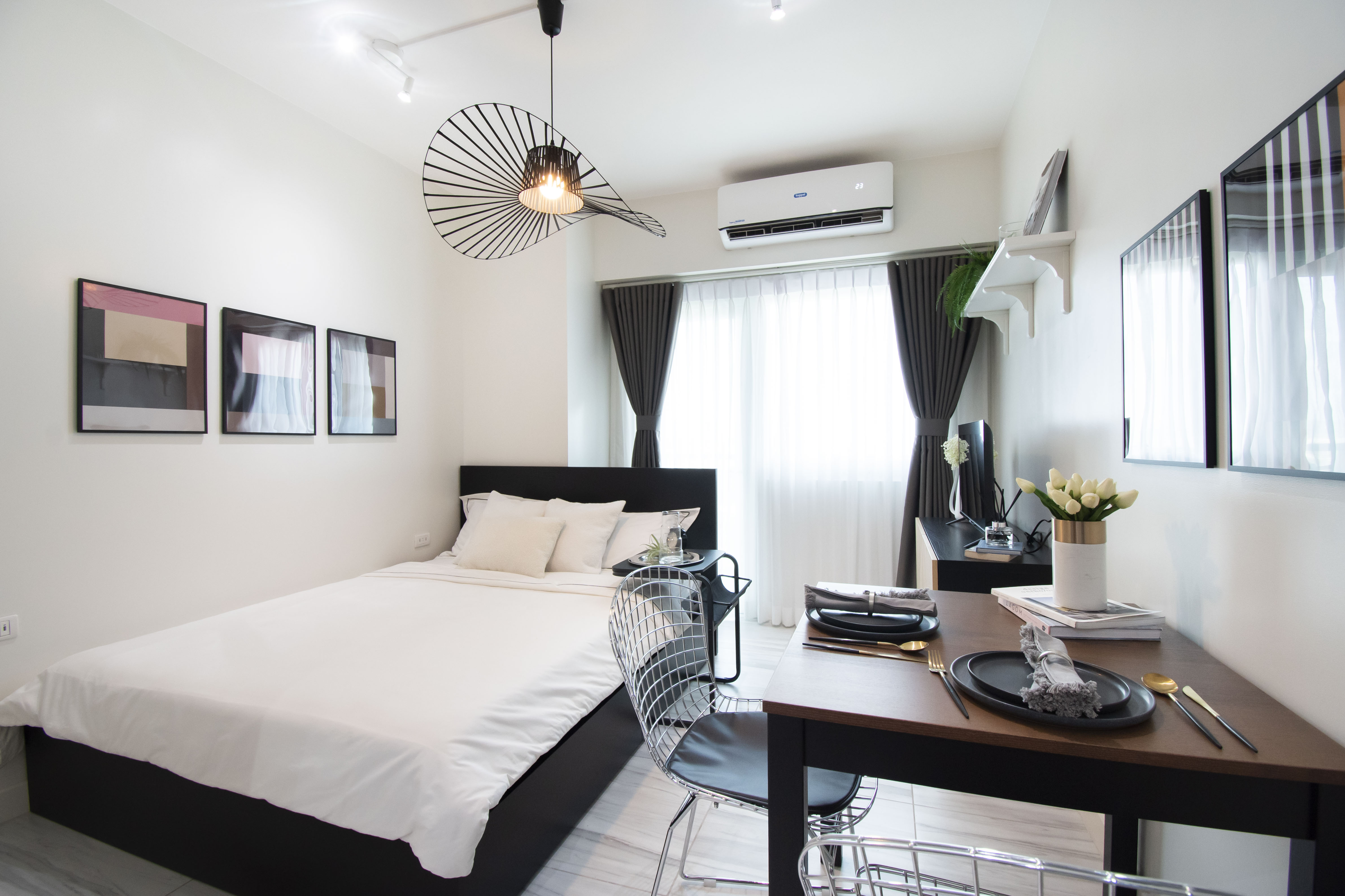 Maven at Capitol Commons